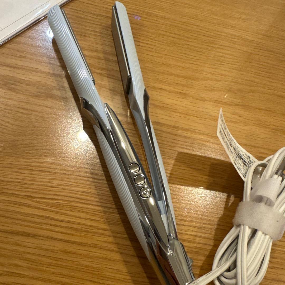 harin★ 　ReFa STRAIGHT IRON PRO RE-AT