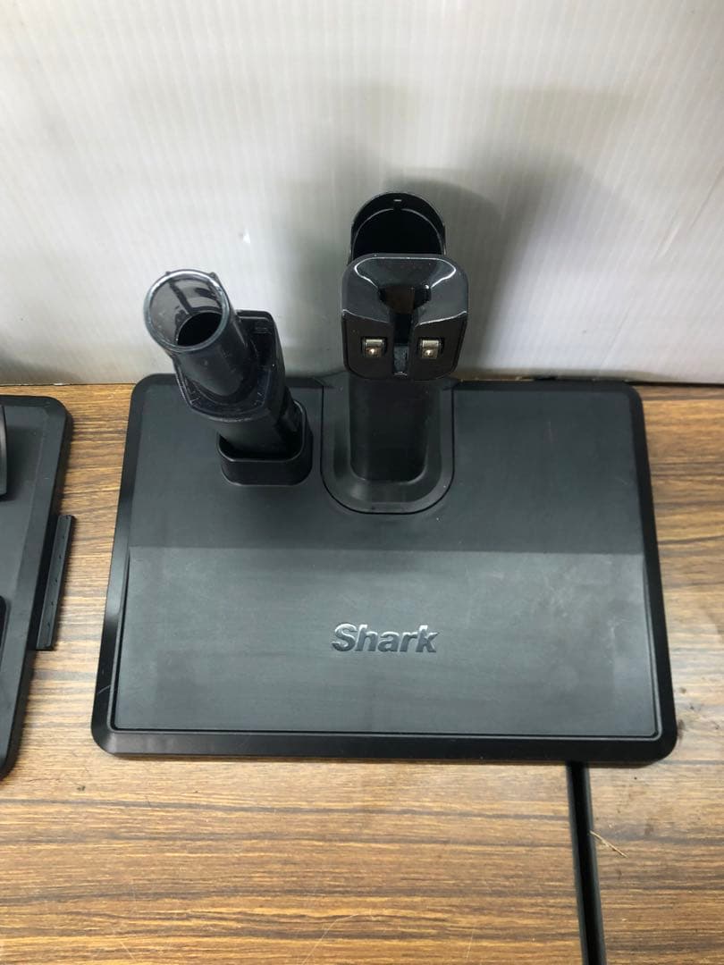 Shark スティッククリーナー LC400JWH 送料無料