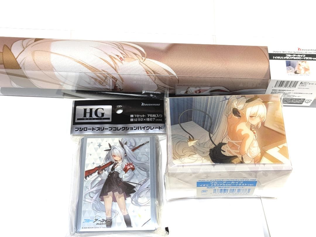 新品未開封 ブルーアーカイブ イオリ スリーブプレイマット等サプライ全種セット