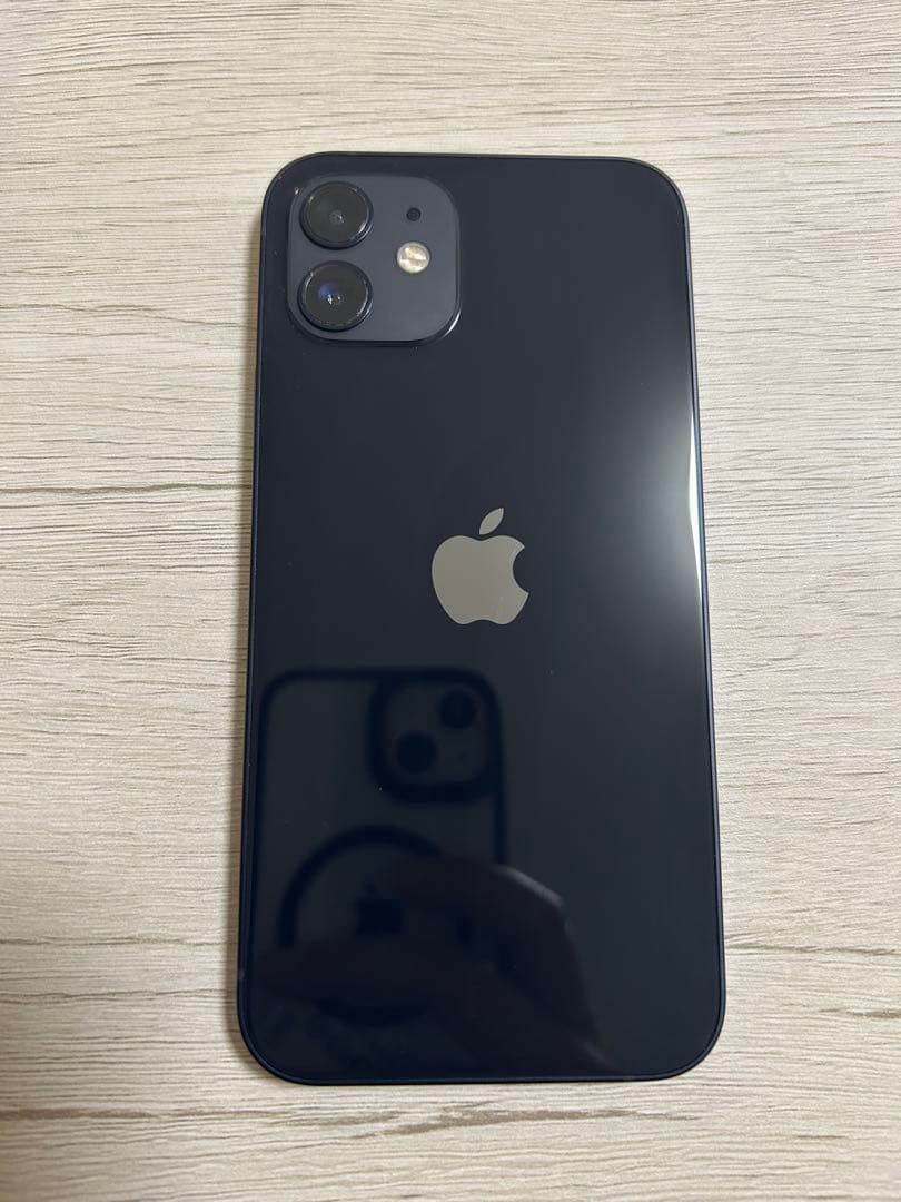 iPhone12　256GB　黒　SIMフリー　おまけ付き