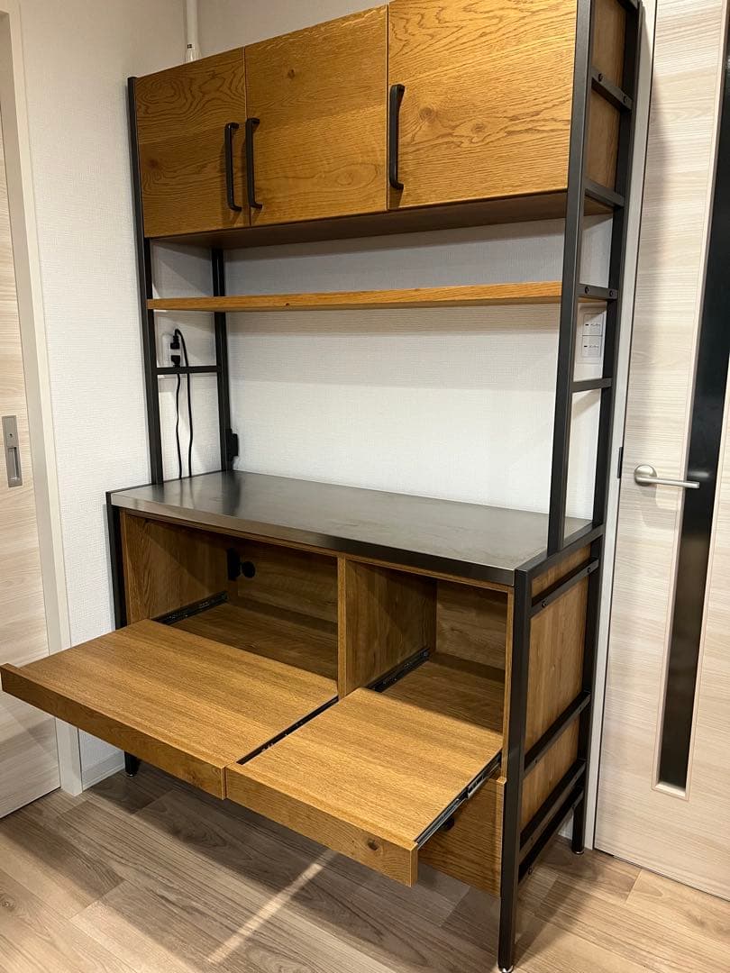 (お値下げ)クラッシュゲート 関家具 キッチンボード