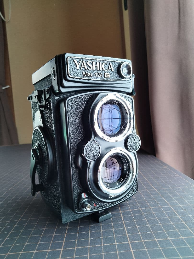 Yashica ヤシカ Mat 124 G