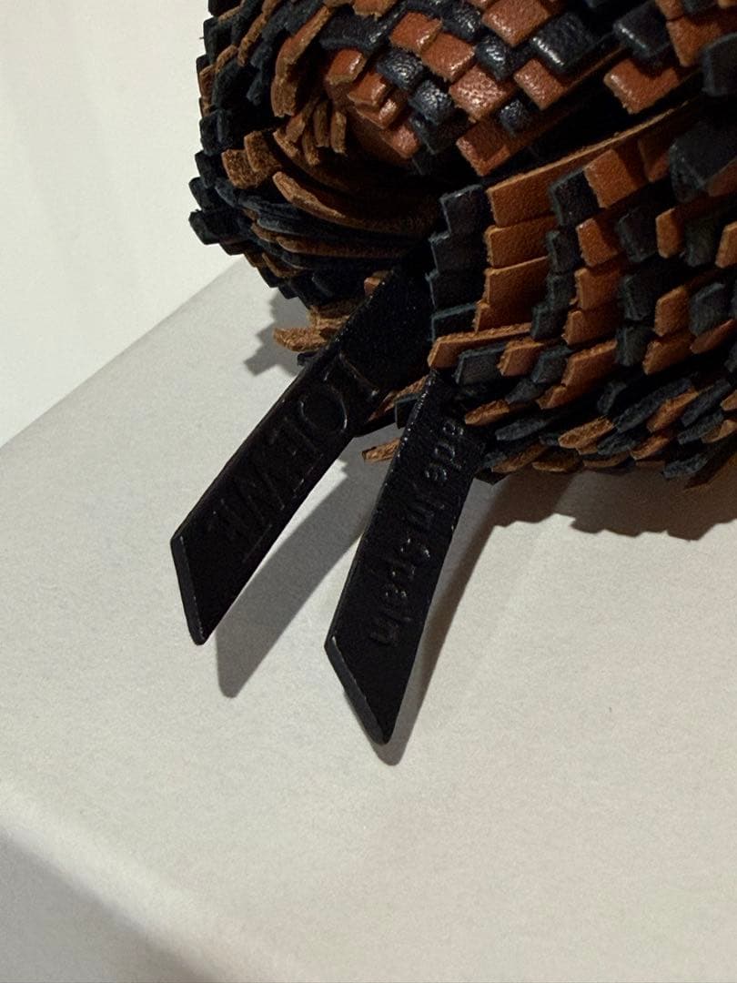 ロエベ　アナグラムダイス付　タッセル　フリンジ　チャーム　LOEWE レザー