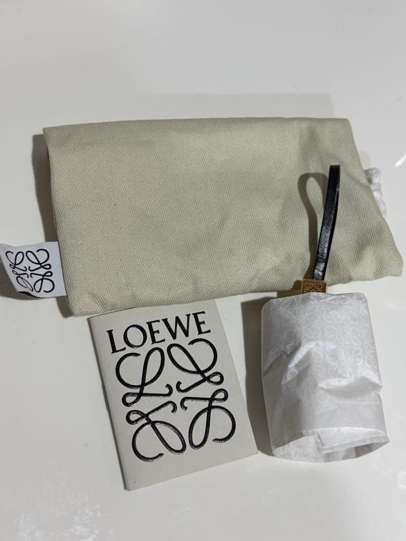 ロエベ　アナグラムダイス付　タッセル　フリンジ　チャーム　LOEWE レザー