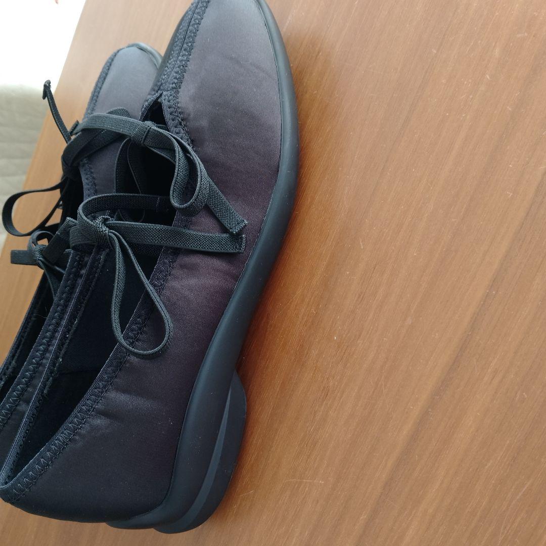 LETALON ブラック フラットシューズ スニーカーパンプス