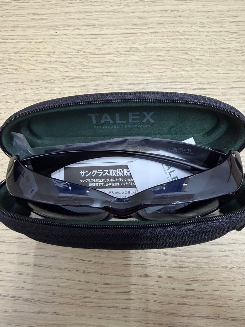 TALEX 偏光レンズ サングラス ケース付き　2点