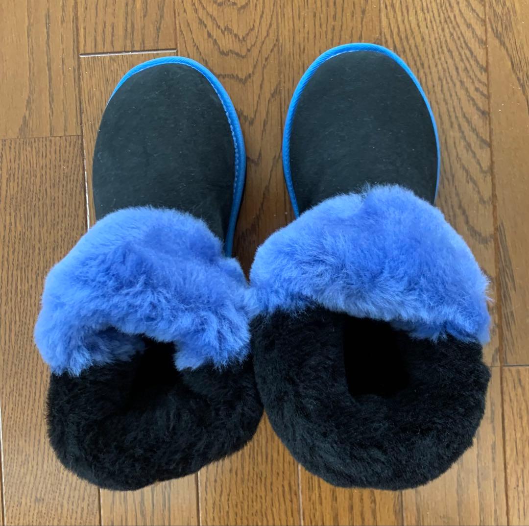 新品未使用タグ付き アグ UGG フィジー ムートンブーツ 23センチ