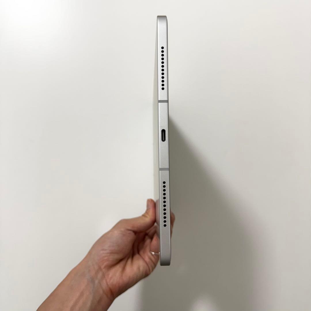 iPad 第10世代 64GB Cellularモデル シルバー