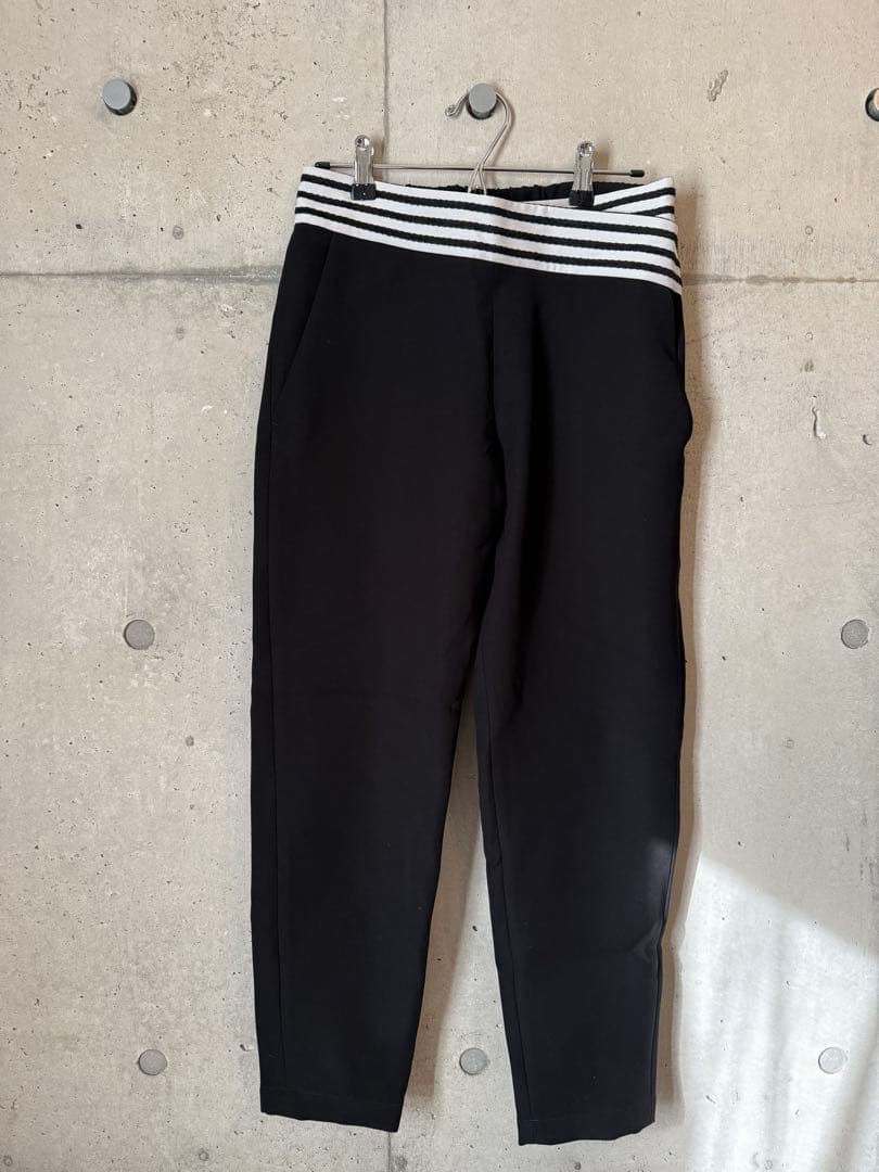 BORDERS at BALCONY スリムフィットパンツ 36サイズ 白×黒