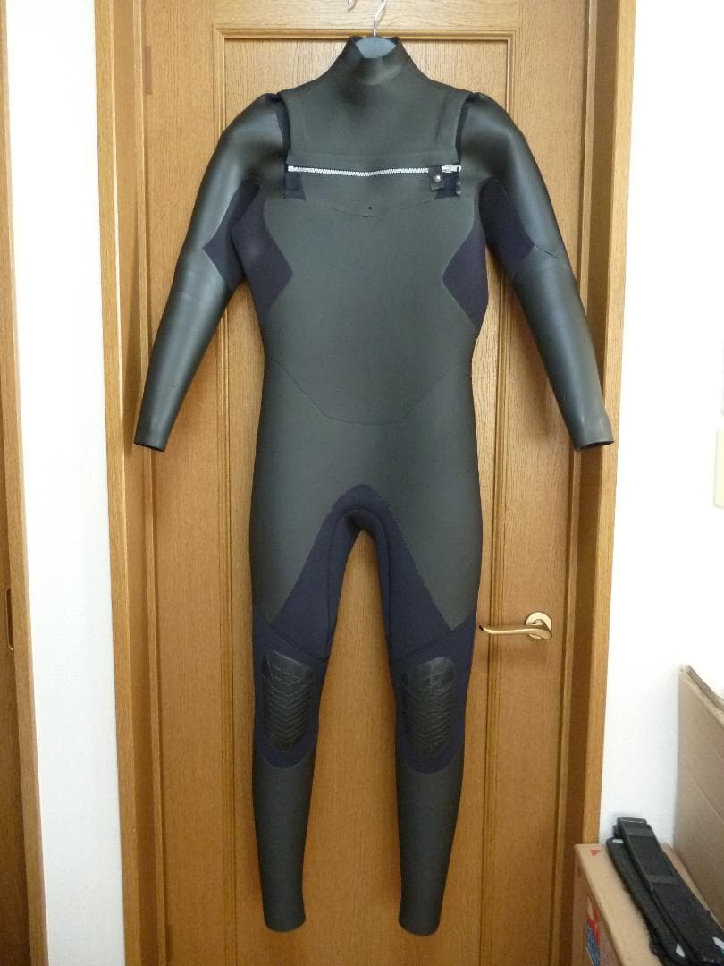 Billabong（ビラボン）チェストジップセミドライ 全身裏起毛 ！送料込み