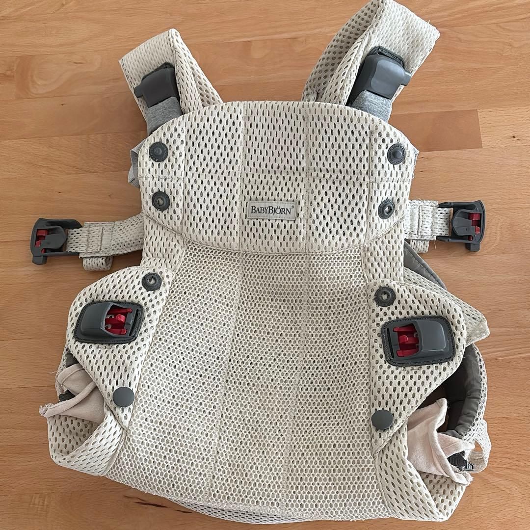【Baby bjorn】抱っこ紐　ハーモニー　説明書、箱付き　メッシュ　クリーム