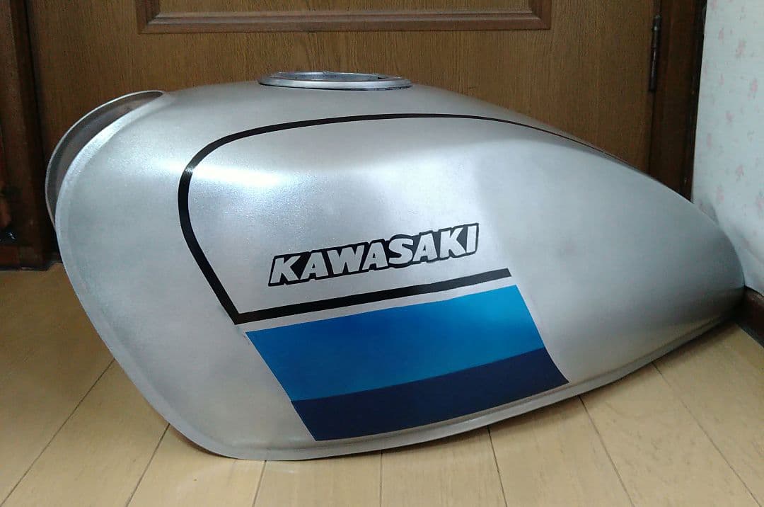 R*様 カワサキ ゼファー 400 燃料タンク