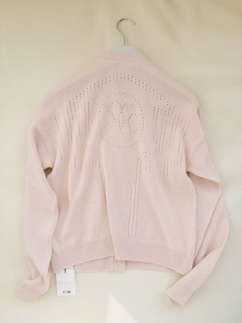 未使用エルメス34ロングスリーブカーディガン