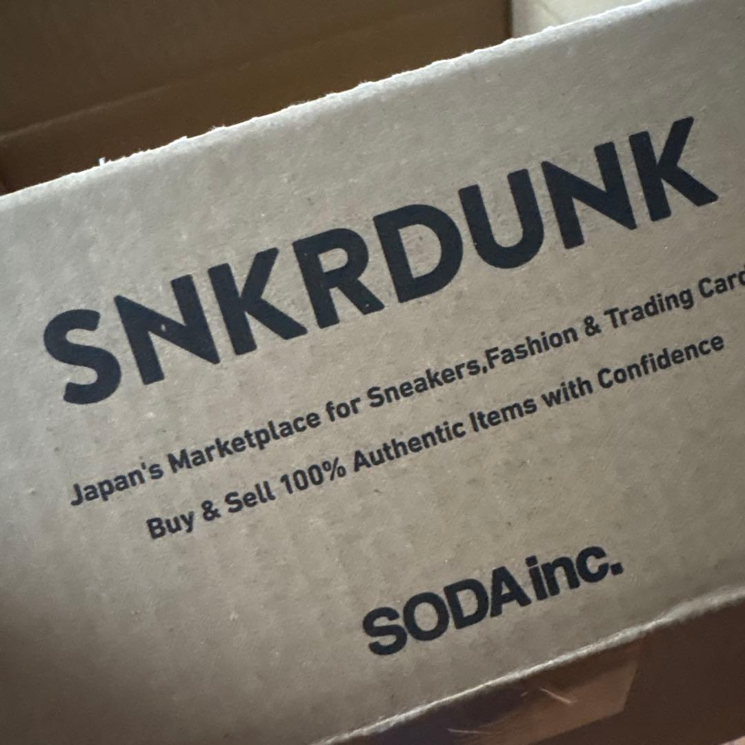 今日限定値下げ！Mrs.GREEN APPLE xNEWERA &ピンズ！