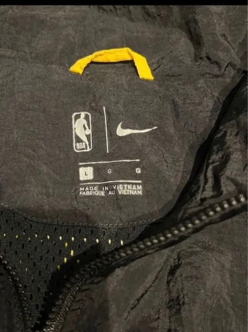 NIKE×LAKERSセットアップ　希少　Lサイズ　期間限定値下げ