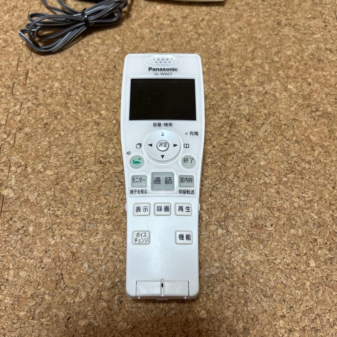 Panasonic VL-W607 ドアホン子機　充電器付き