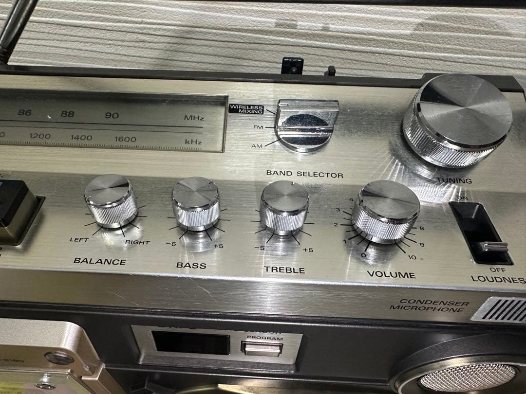 ゆのかる COLUMBIA ラジカセ Hitachi TRK-8180