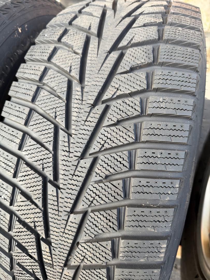 265/65/Ｒ17 スタッドレス　タイヤ ホイールセット 4本