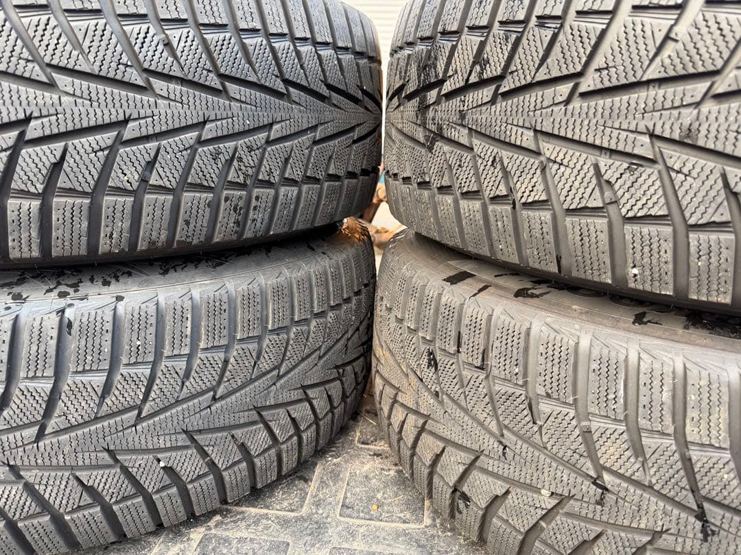 265/65/Ｒ17 スタッドレス　タイヤ ホイールセット 4本