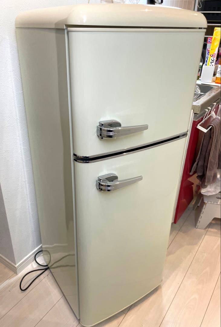 【超美品】アイリスプラザ 114Lレトロ冷凍冷蔵庫 PRR-122D クリーム色