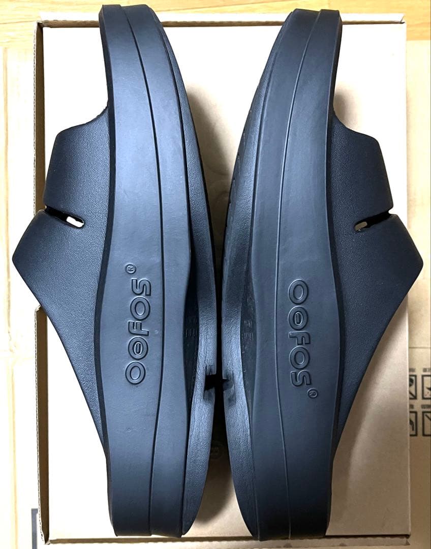 OOFOS ウーフォス ウーメガ ウーアー27.0 W10 厚底 EU41
