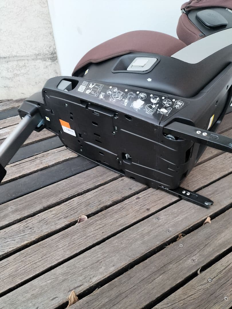 美品　RECARO ZERO.1 360度ターン チャイルドシート