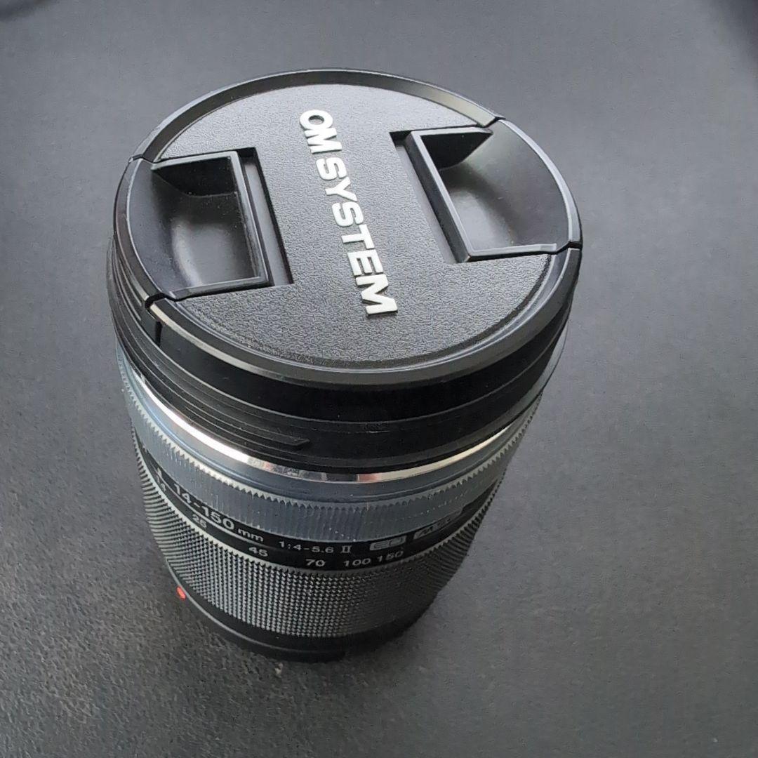 OM SYSTEM OM-5 14-150 mm II レンズキット　ブラック