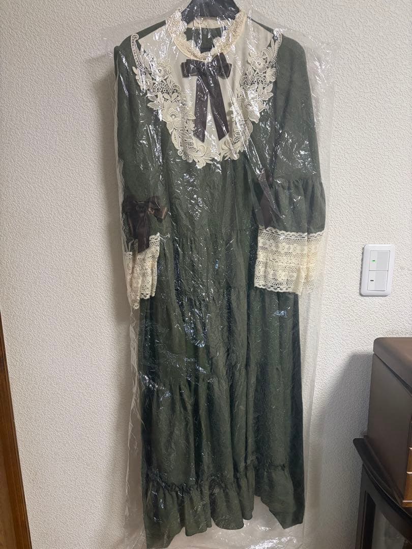 【2/4削除】イノセントワールド ロココティアードワンピース ヘッドドレスセット