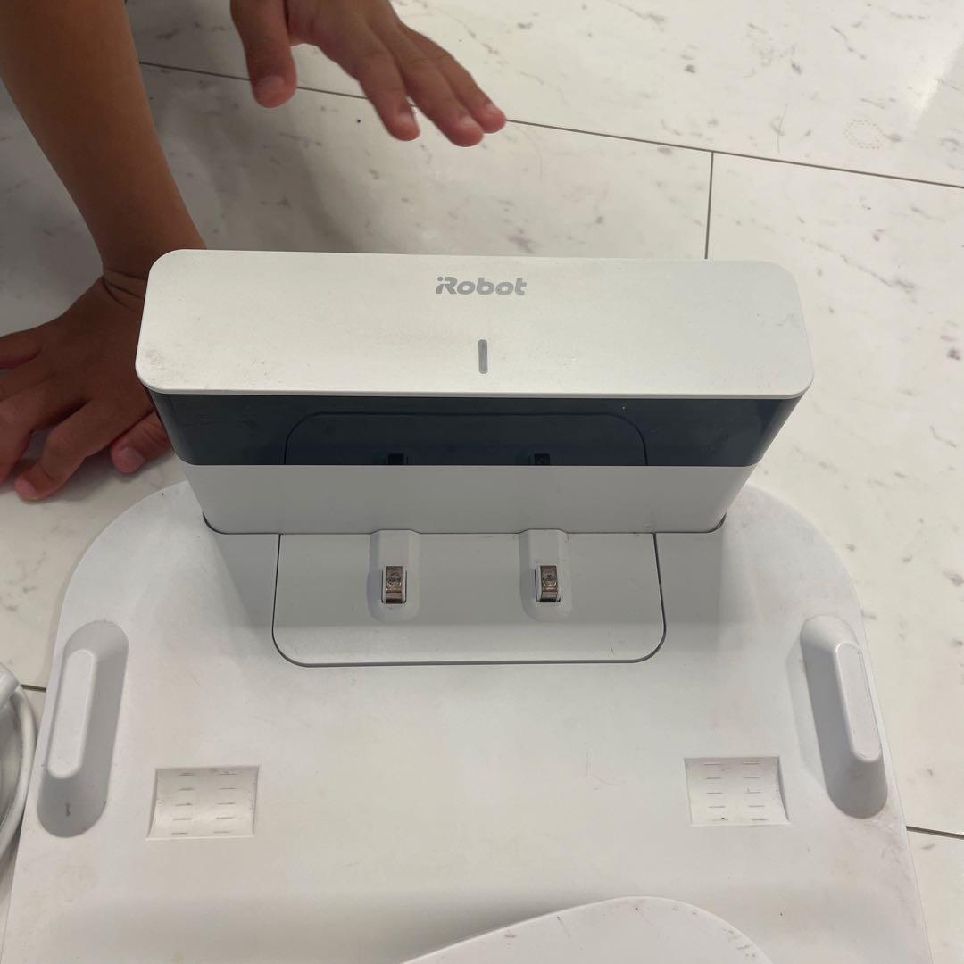 ブラーバ ジェット　m6　iRobot Braava jet m6