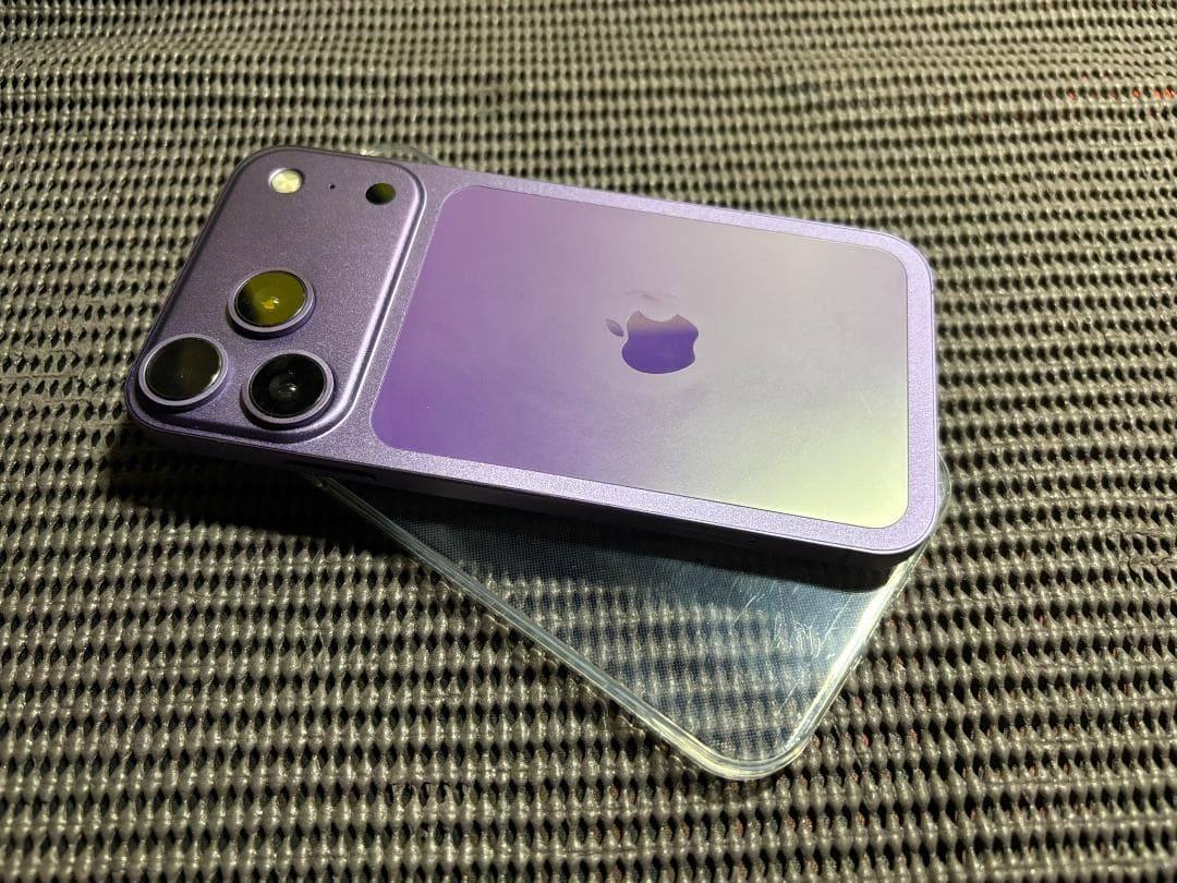 iphoneXR 64g/iphone18PRO Deep Purple 外装！