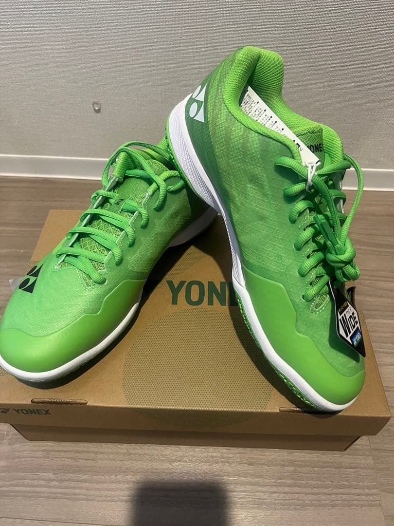5*5様 数量限定YONEX エアラスZワイド 26cm フラッシュグリーン