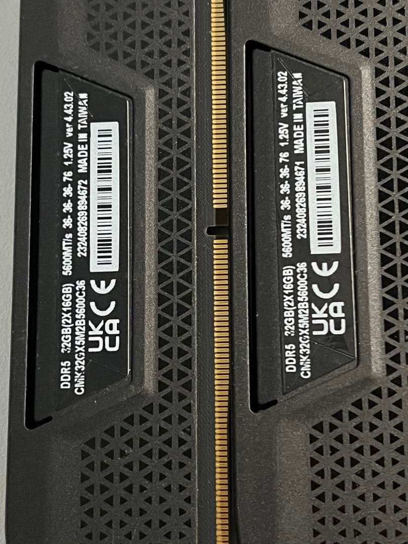 メモリー CORSAIR DDR5 64GB 5600MHz 16GBx4