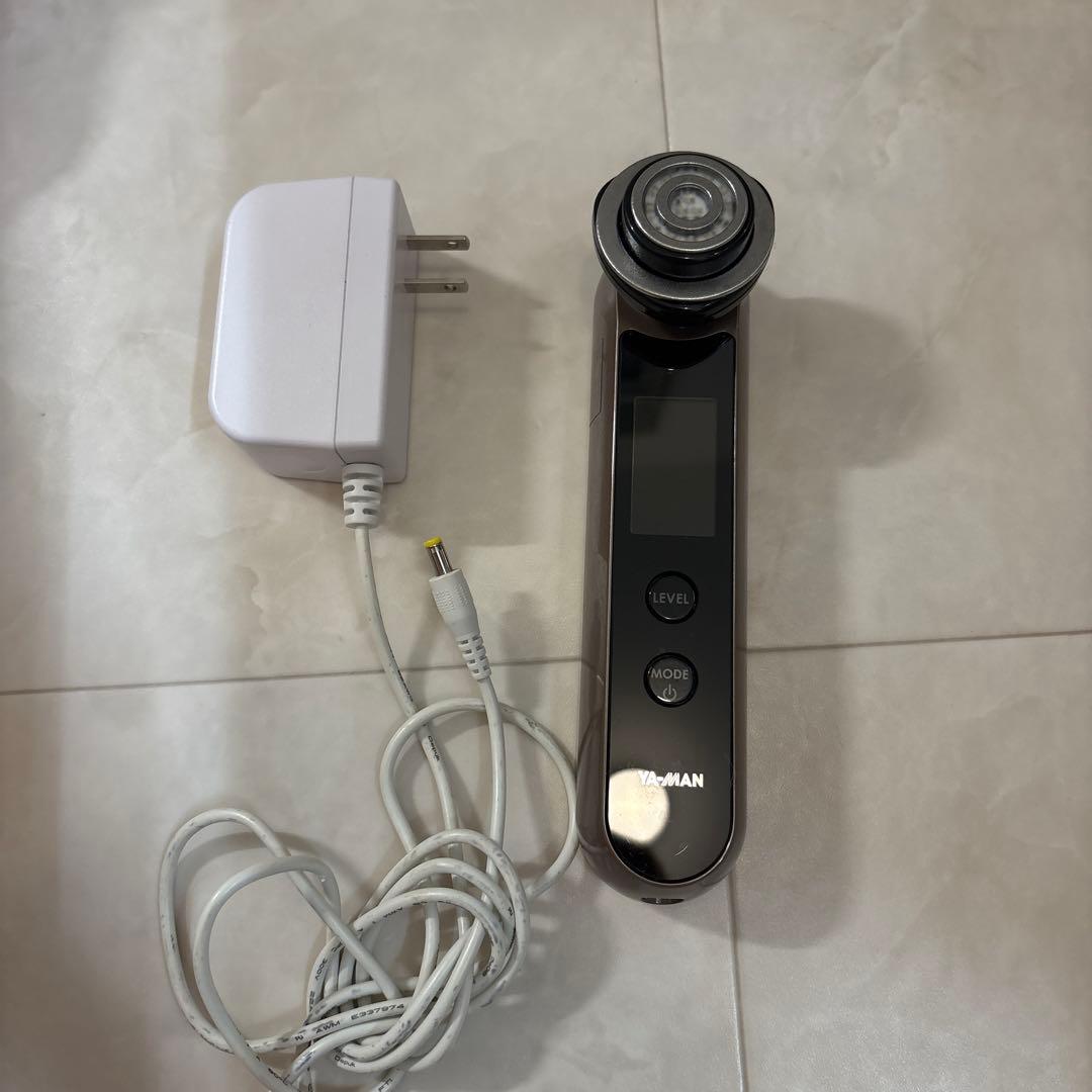 ヤーマン　YA-MAN 美顔器 タッチパネル式 ブラウン