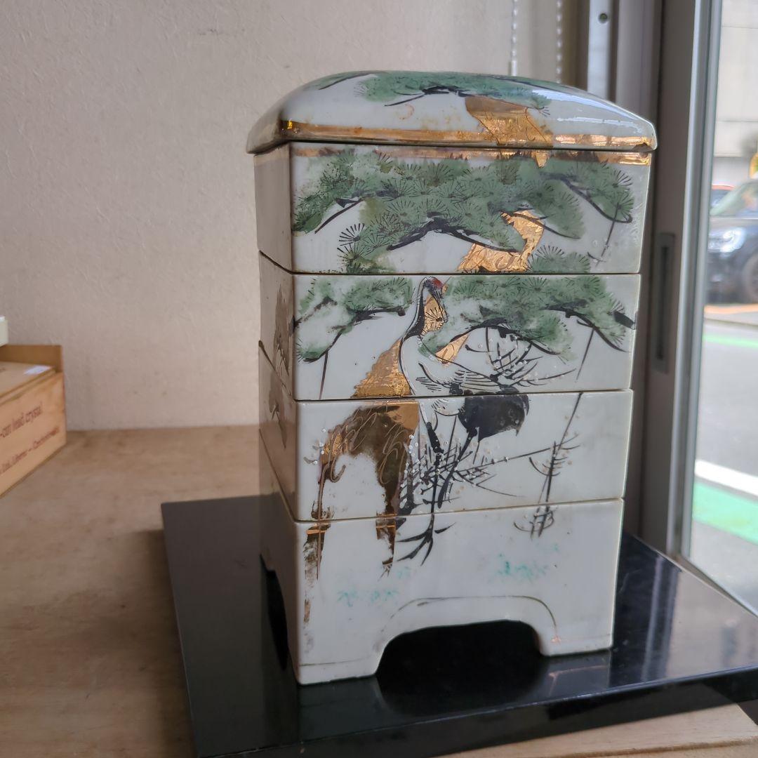 骨董 段重 松に鶴 4段重箱 陶器 金彩 物入る 菓子器 アンティーク