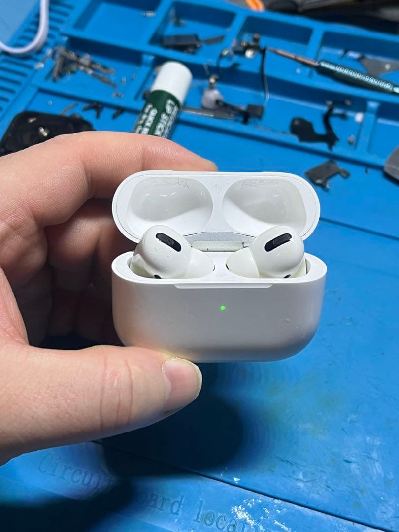 AirPods Pro￼