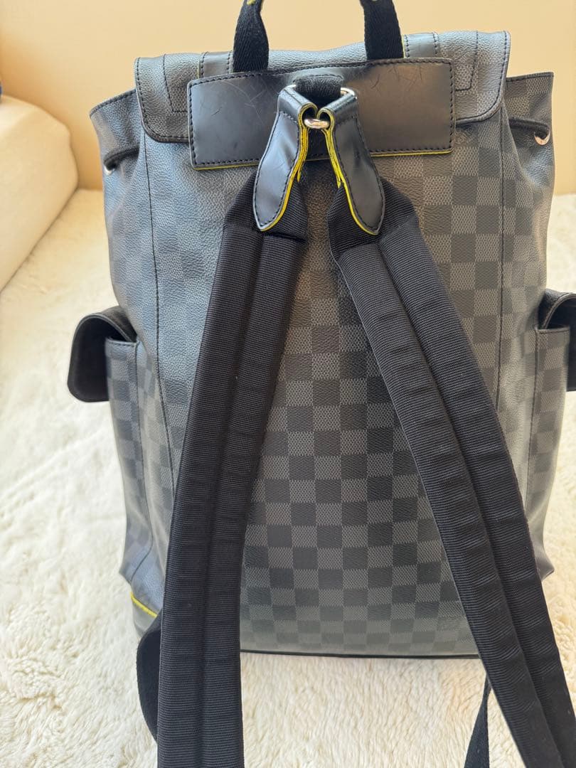 f*w様 【お値下げしました】ダミエパターン レザーリュック　ルイヴィトン　LV