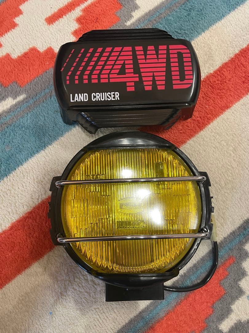 ブ*ン様 ランドクルーザー　ランクル60、70用　　　　フォグランプ 純正品