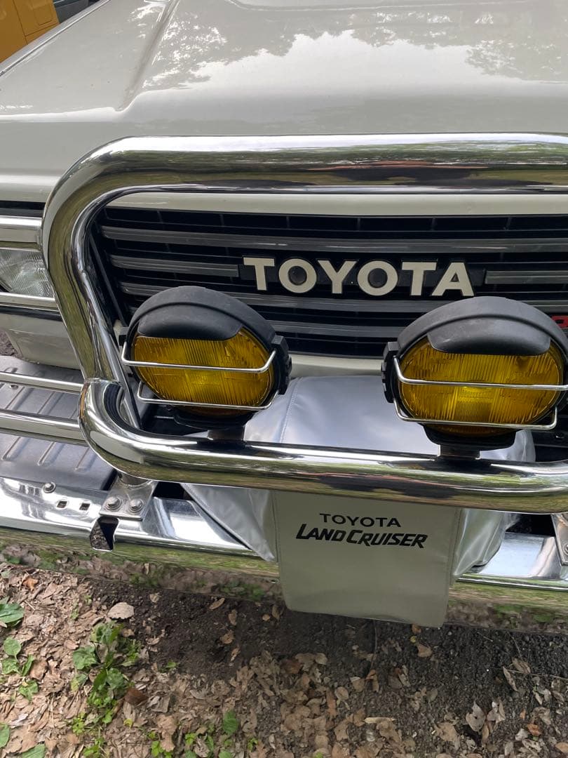 ブ*ン様 ランドクルーザー　ランクル60、70用　　　　フォグランプ 純正品