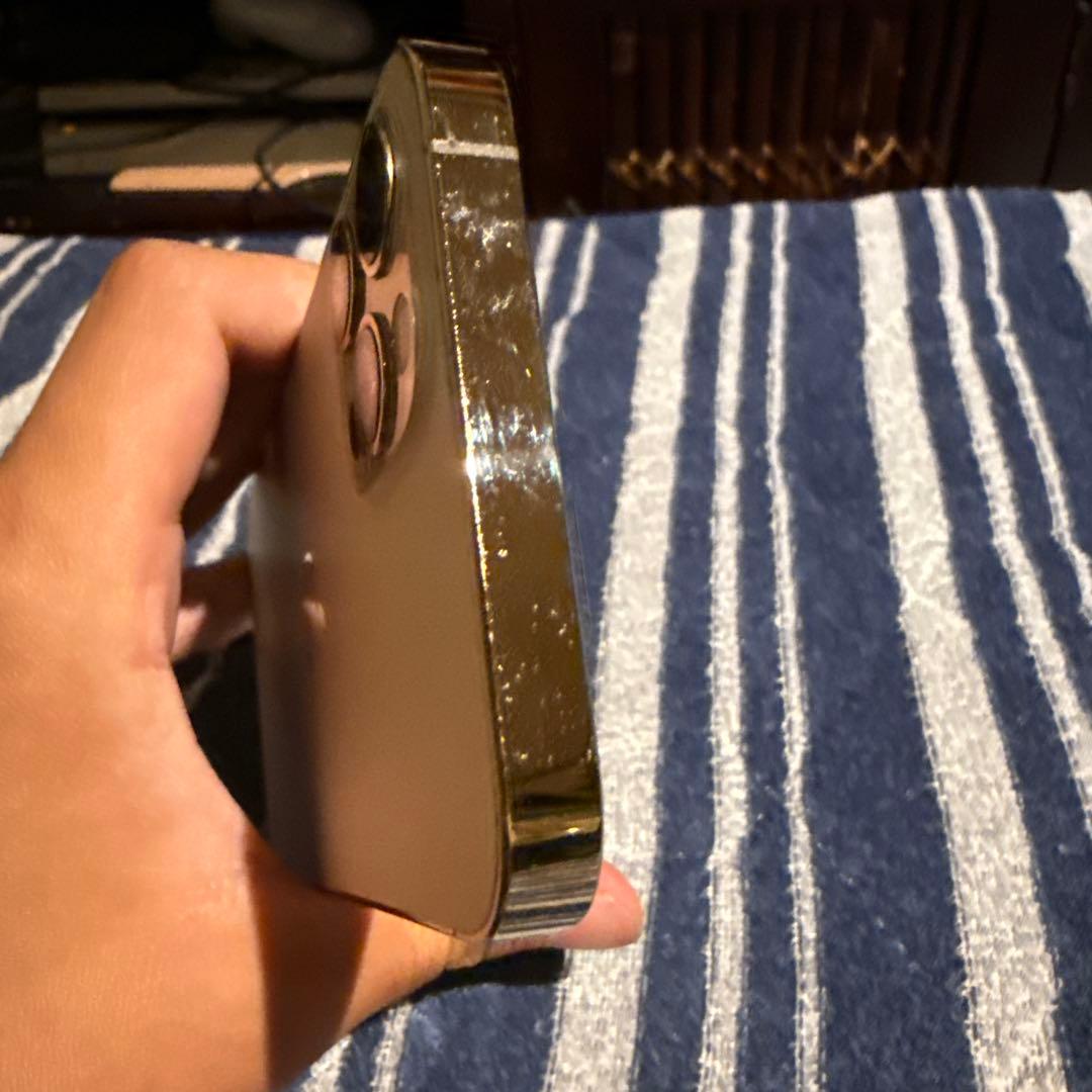 IPhone 12pro ゴールド 128GB 中古 キズあり