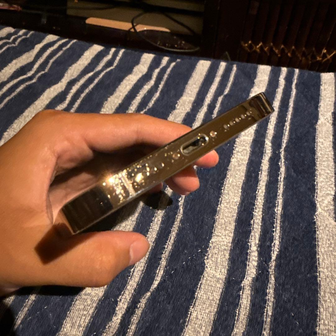 IPhone 12pro ゴールド 128GB 中古 キズあり