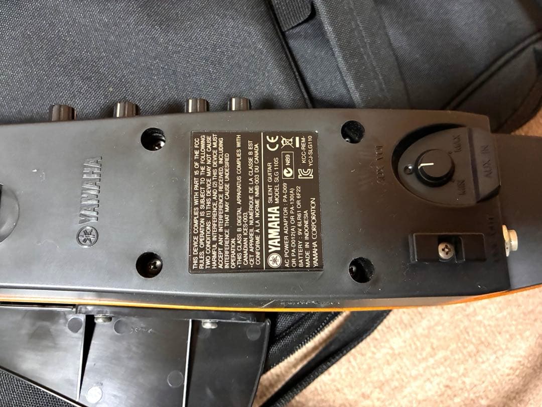 【YAMAHA SLG110S】サイレントギターセット ソフトケース付き【美品】