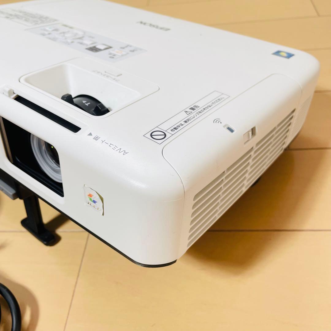 【美品】EPSONプロジェクター EB-1965 無線LANユニット付