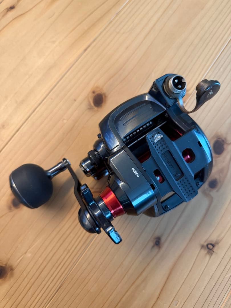 SHIMANO PLAYS 3000XP 電動リール