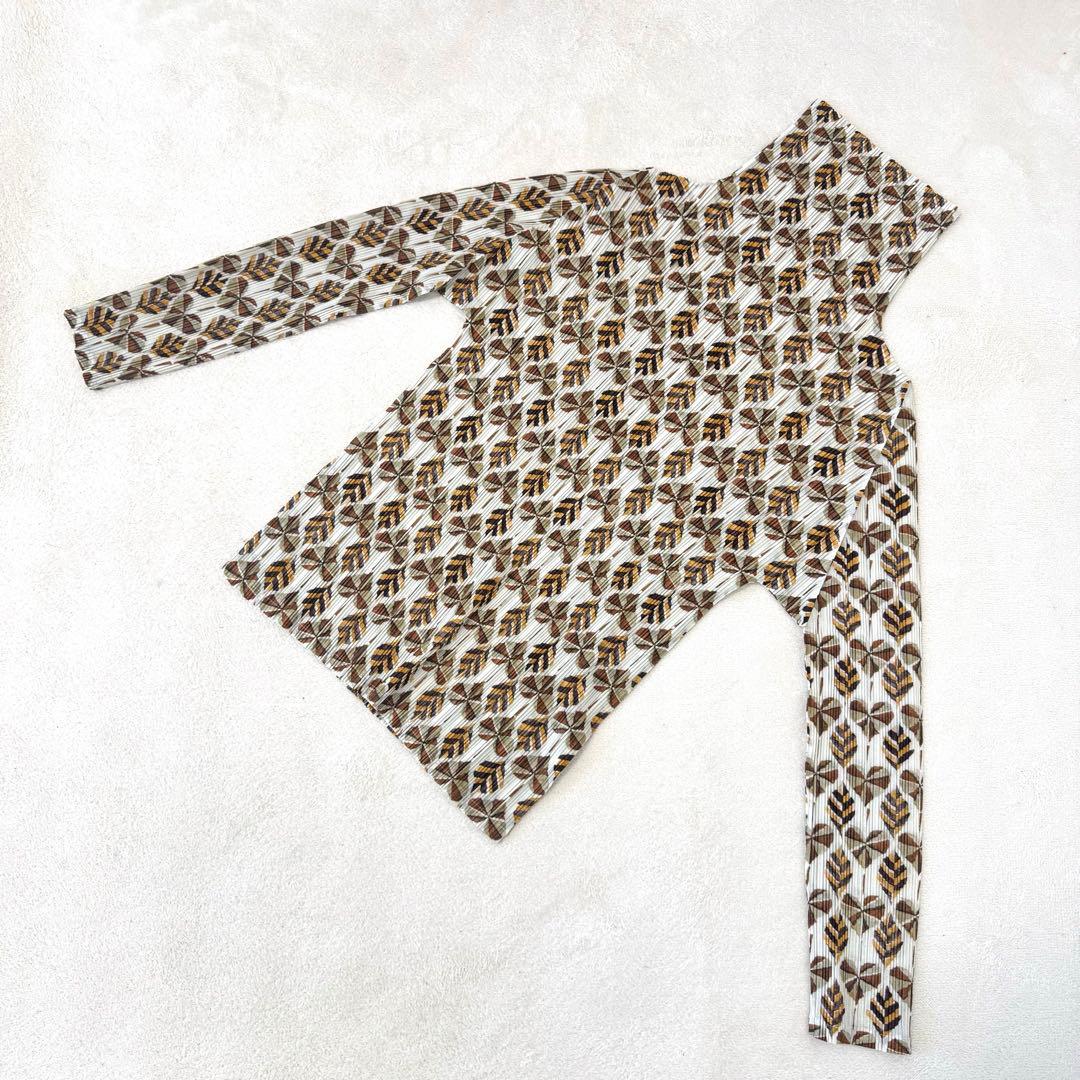 極美品✨PLEATS PLEASE プリーツ　長袖　トップス　クローバー　総柄