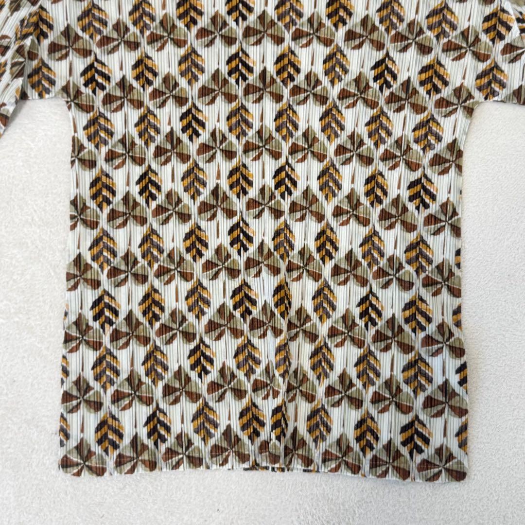 極美品✨PLEATS PLEASE プリーツ　長袖　トップス　クローバー　総柄