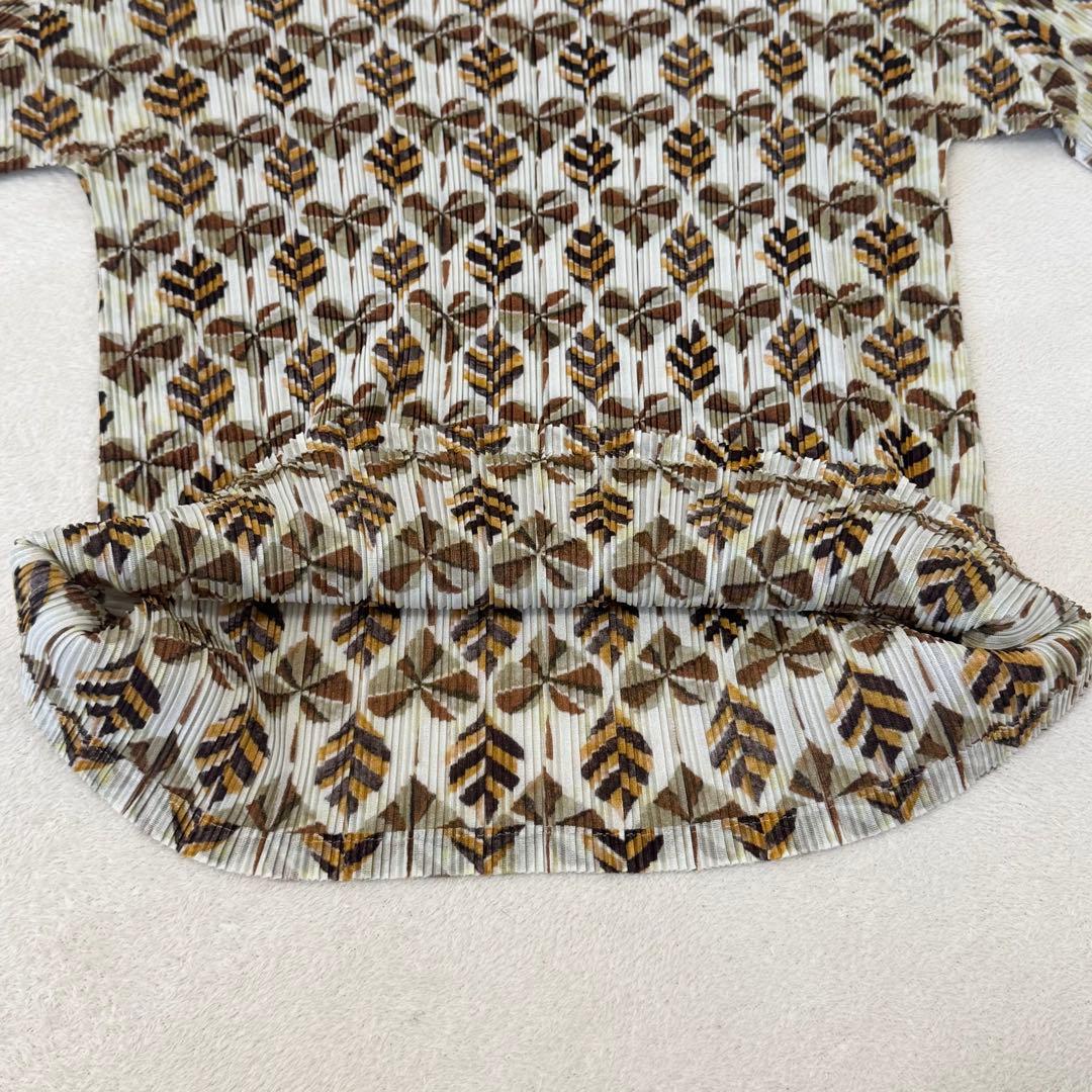 極美品✨PLEATS PLEASE プリーツ　長袖　トップス　クローバー　総柄