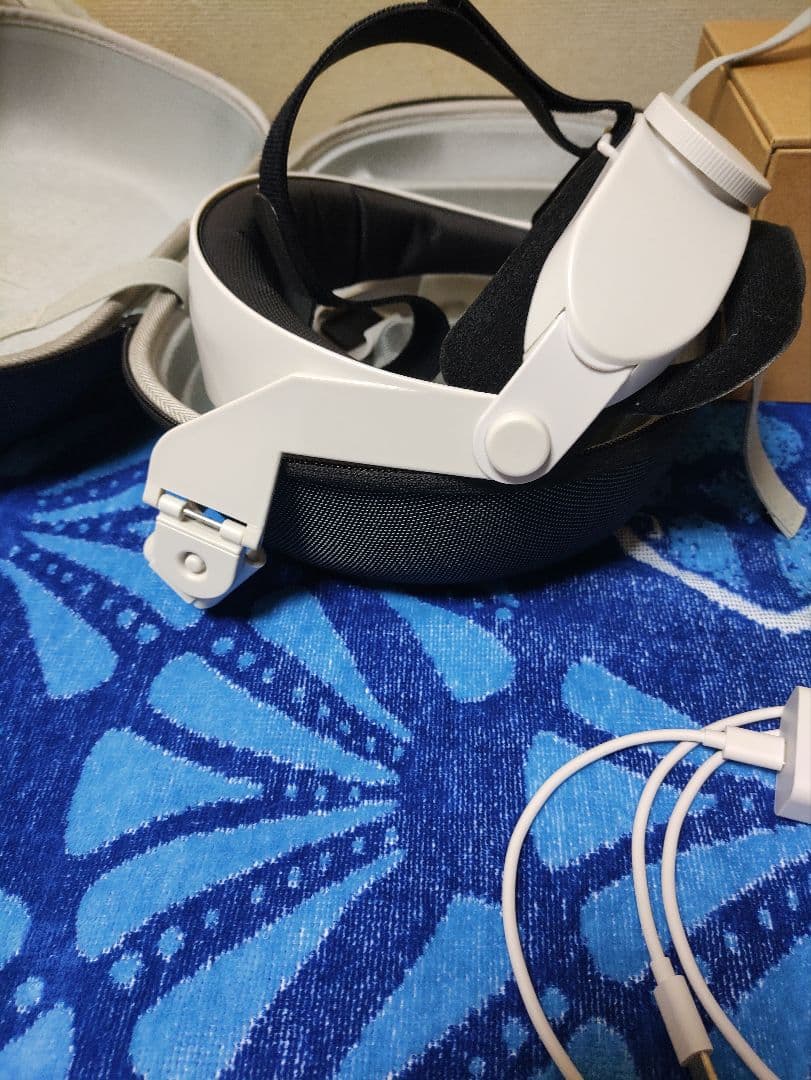  Quest 2 64GB フルセット ケース・ヘッドサポート付き