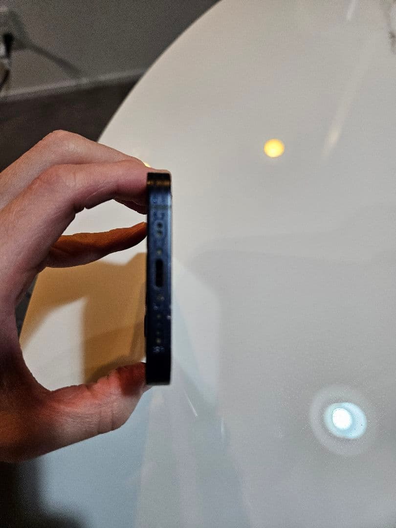 Apple iPhone 12mini　ブラック 本体　早いもん勝ちで