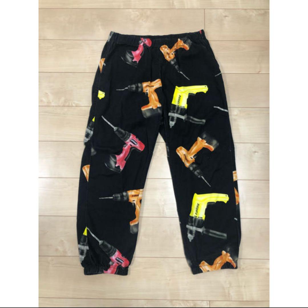 supreme シュプリーム　パンツ