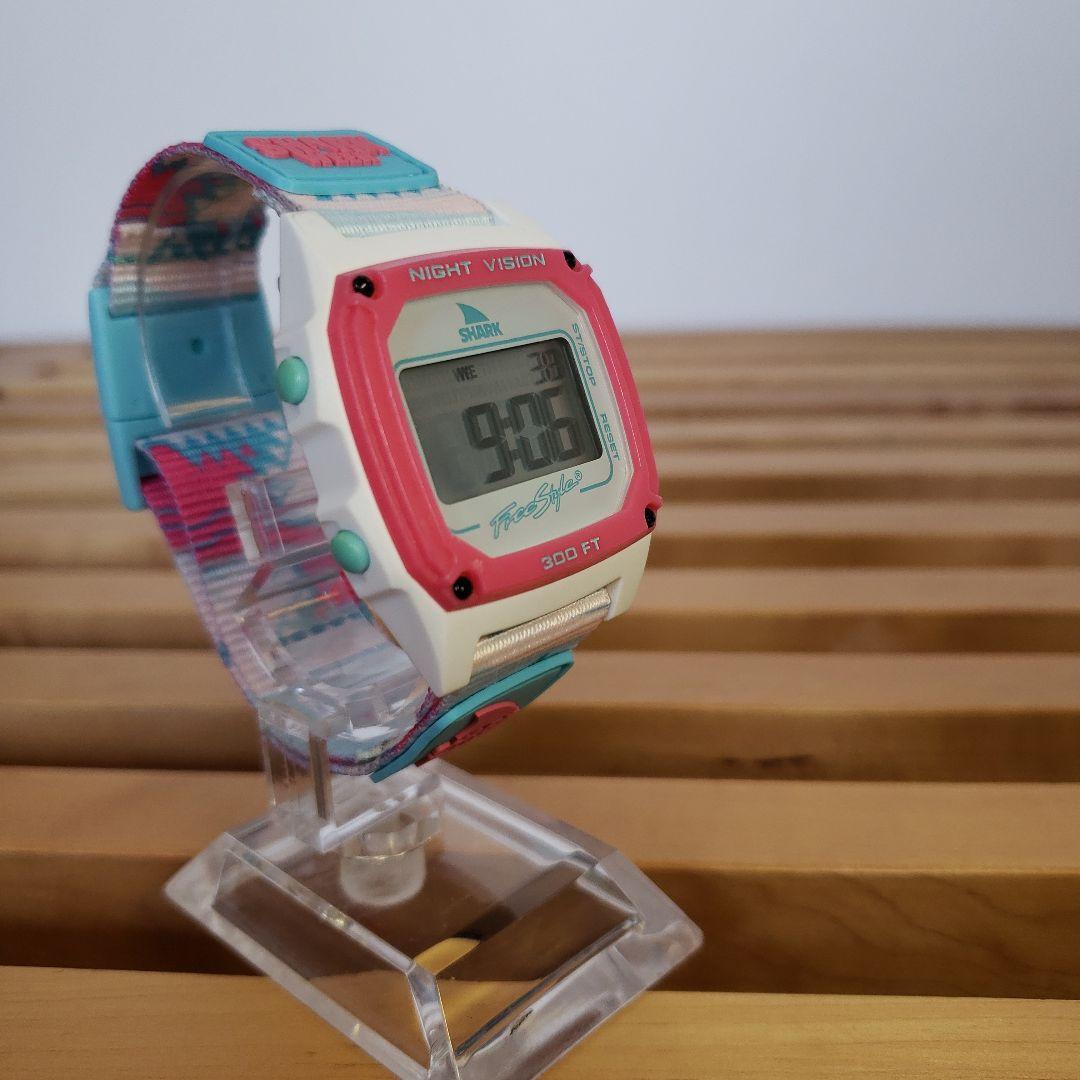 Freestyle フリースタイル 腕時計 シャーク クラシック ピンク 白